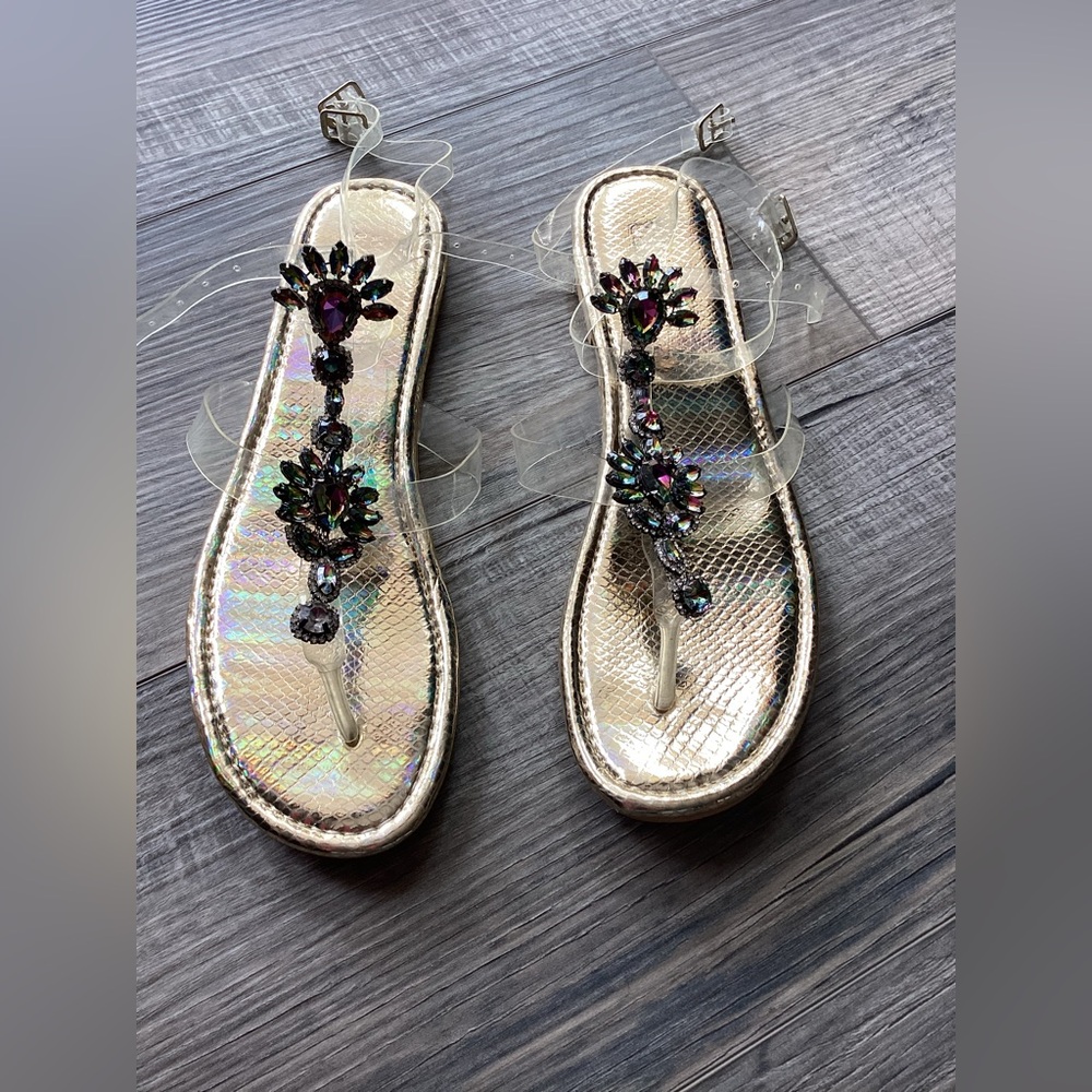 womens size 9 buckle sandals. Nwot